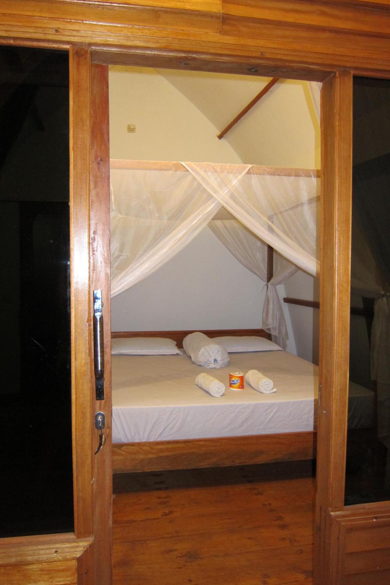 We'Be Cottages Gili Meno Exteriör bild