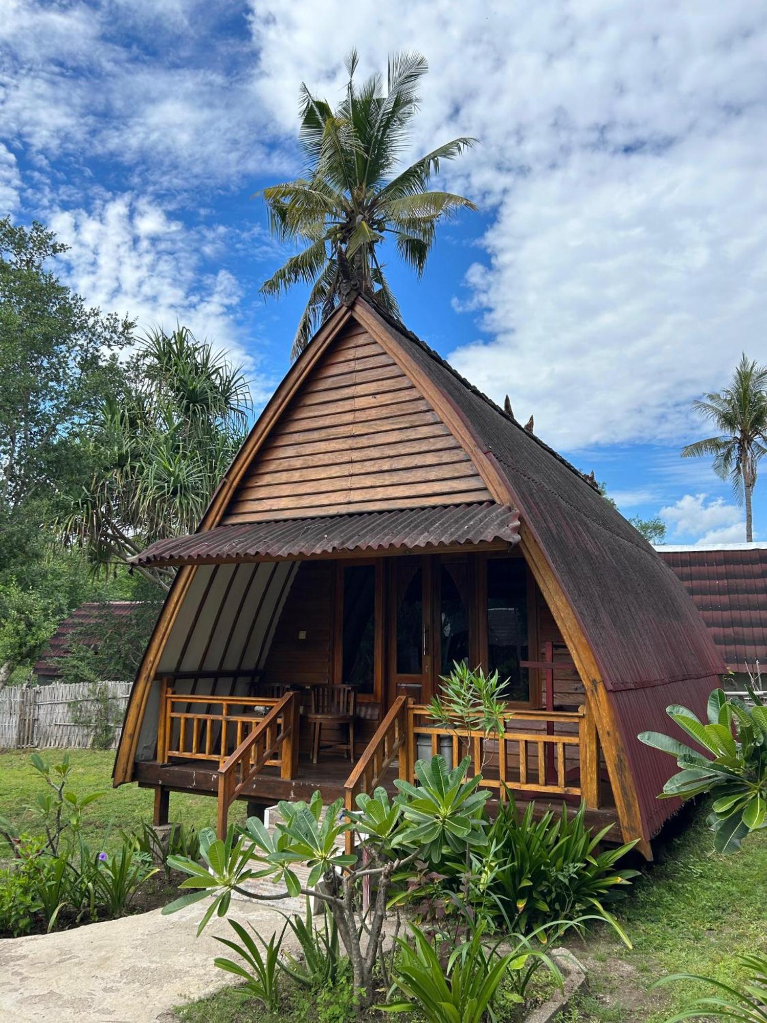 We'Be Cottages Gili Meno Exteriör bild